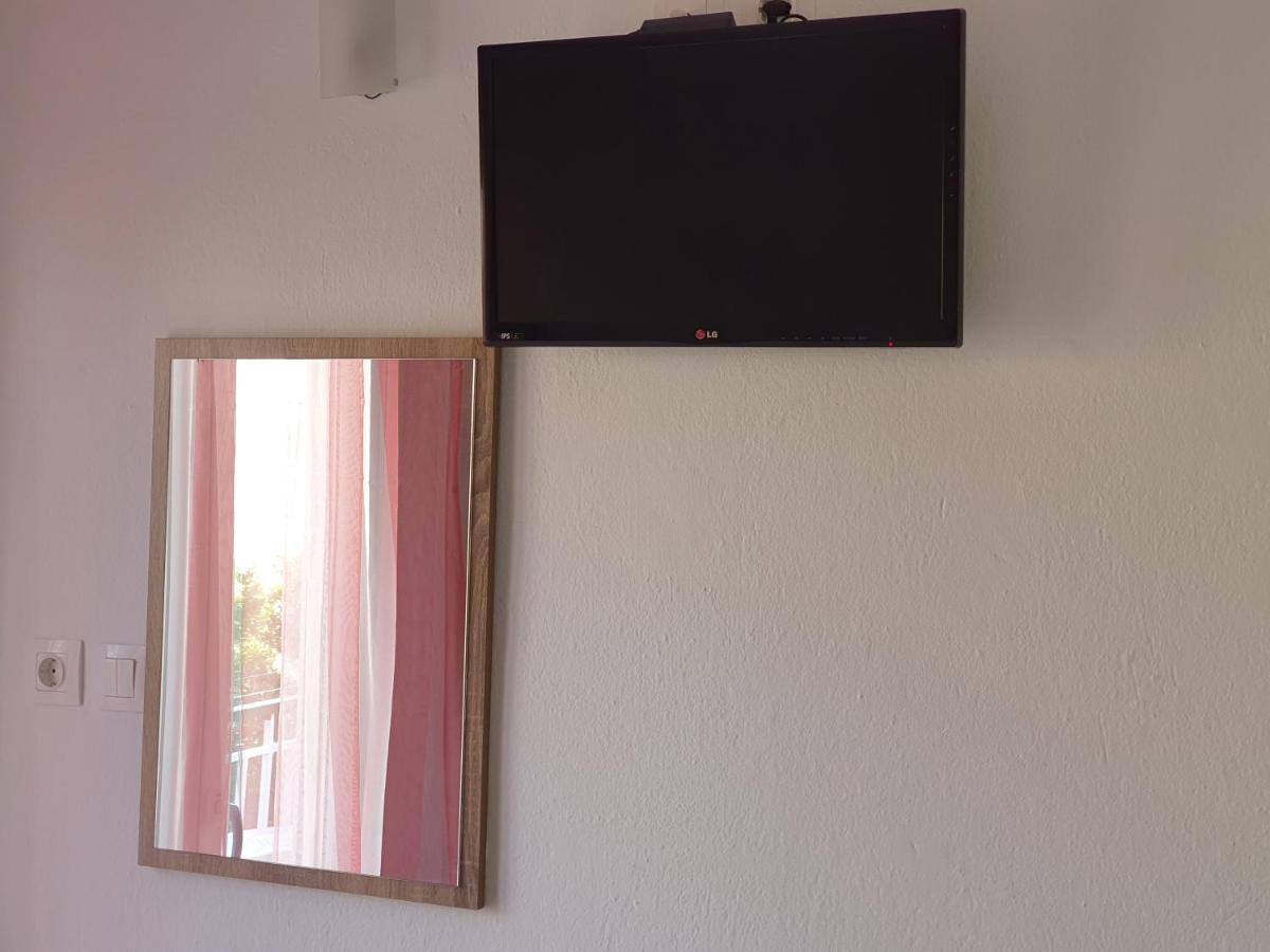 Cozy & Cool Apartment N1 30M From Sea Nea Kallikrateia Eksteriør billede