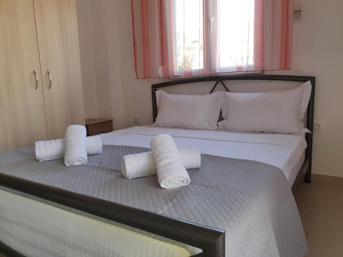 Cozy & Cool Apartment N1 30M From Sea Nea Kallikrateia Eksteriør billede